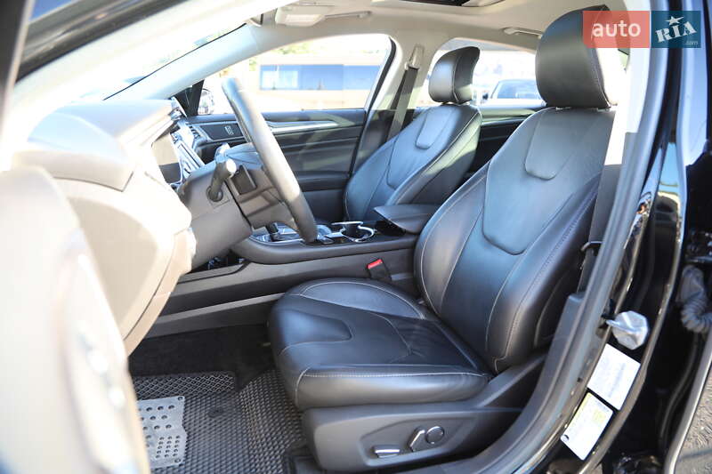 Седан Ford Fusion 2016 в Харкові