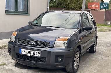 Хэтчбек Ford Fusion 2008 в 