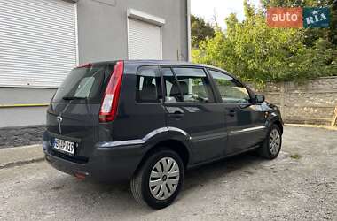 Хэтчбек Ford Fusion 2008 в 