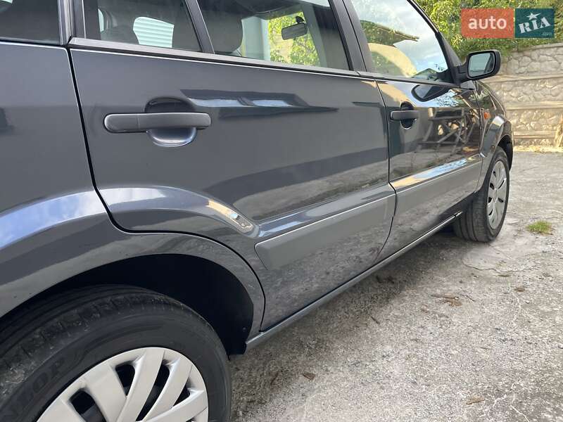 Хетчбек Ford Fusion 2008 в Вінниці