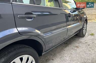Хэтчбек Ford Fusion 2008 в 