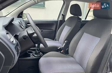 Хэтчбек Ford Fusion 2008 в 