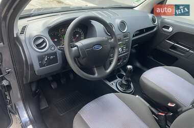 Хэтчбек Ford Fusion 2008 в 