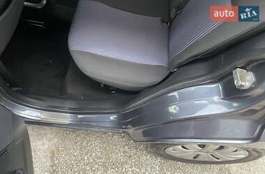 Хэтчбек Ford Fusion 2008 в 