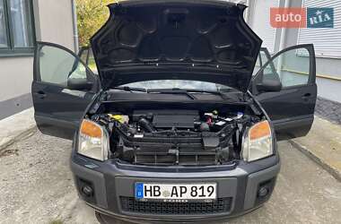 Хэтчбек Ford Fusion 2008 в 