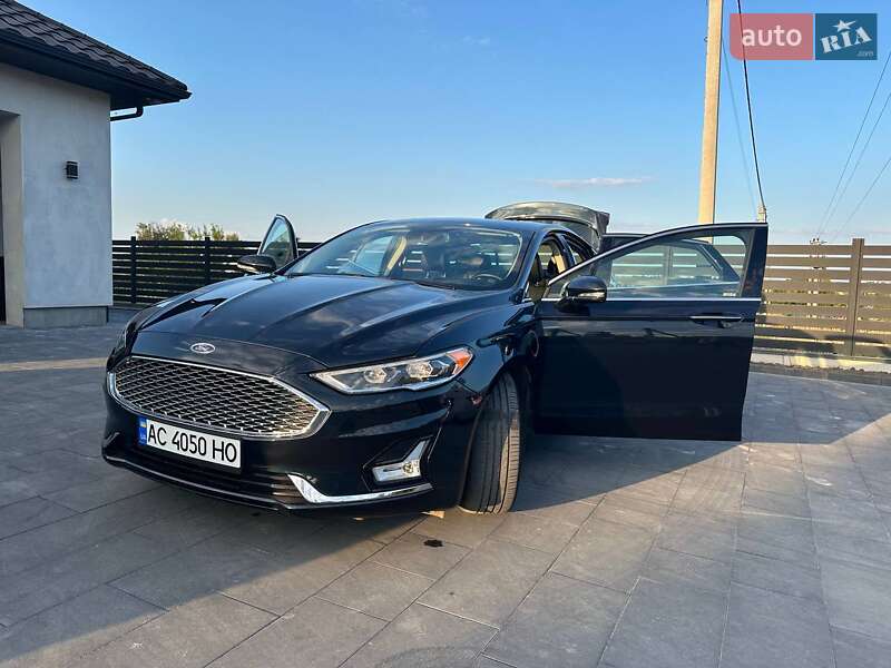 Седан Ford Fusion 2019 в Луцке фото 3 Седан Ford Fusion 2019 в Луцке