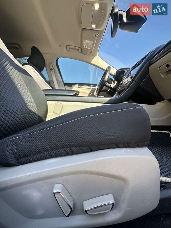 Седан Ford Fusion 2019 в Белогородке