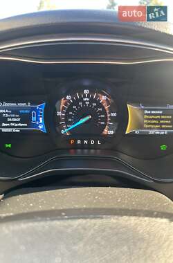 Седан Ford Fusion 2019 в 
