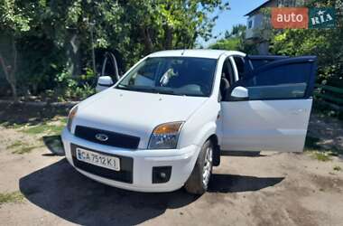 Хетчбек Ford Fusion 2012 в 