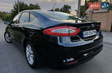 Седан Ford Fusion 2014 в 