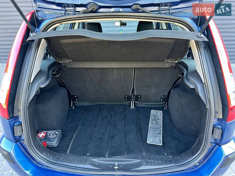 Хэтчбек Ford Fusion 2007 в Каменском