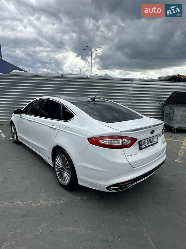 Седан Ford Fusion 2014 в Днепре