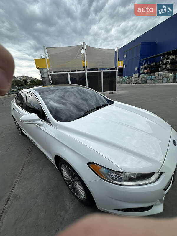 Седан Ford Fusion 2014 в Днепре