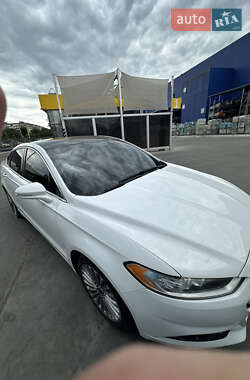 Седан Ford Fusion 2014 в 
