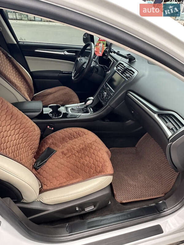 Седан Ford Fusion 2014 в Днепре