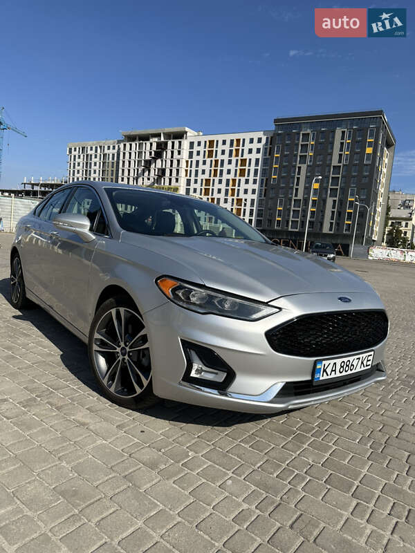 Седан Ford Fusion 2018 в Харькове