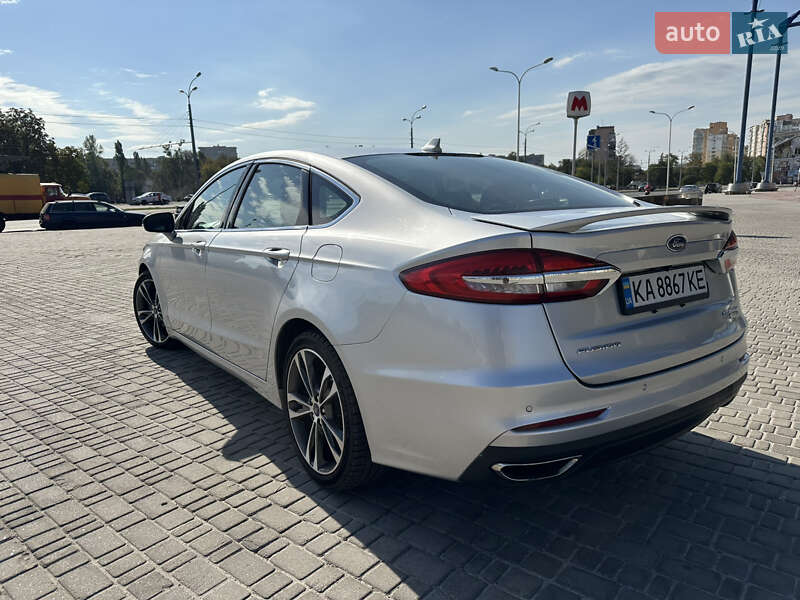 Седан Ford Fusion 2018 в Харькове