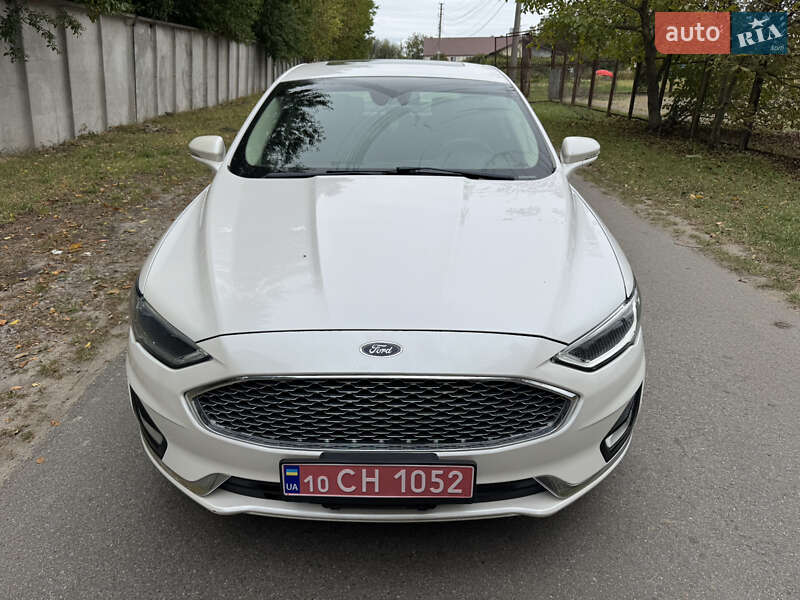 Седан Ford Fusion 2019 в Києві