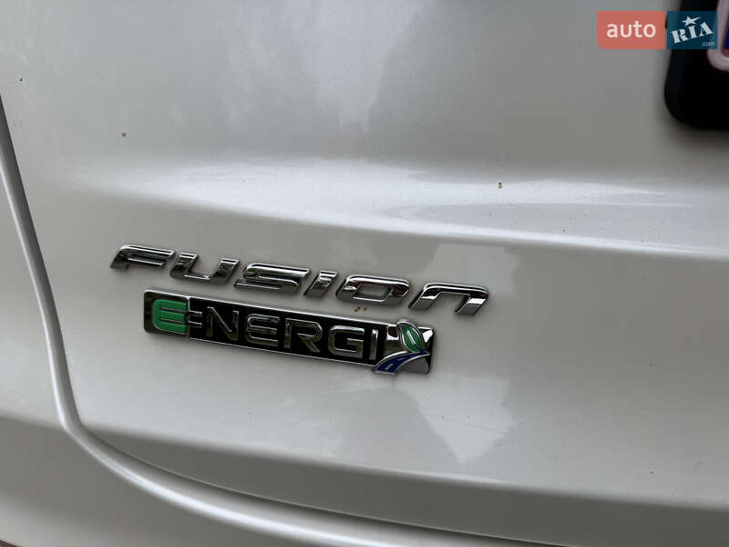 Седан Ford Fusion 2019 в Києві