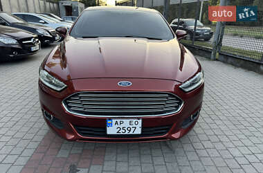 Седан Ford Fusion 2013 в 