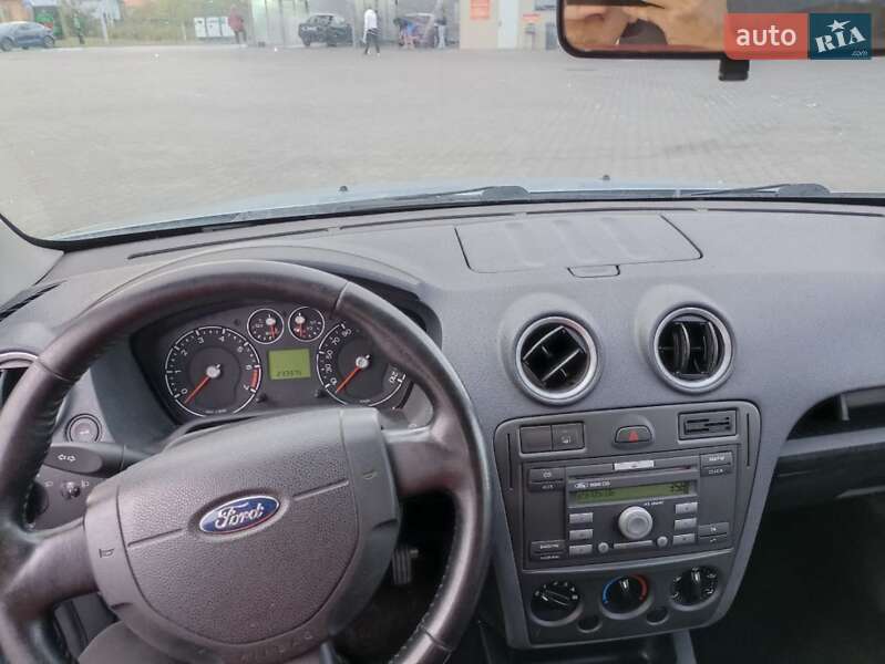 Хетчбек Ford Fusion 2006 в Луцьку