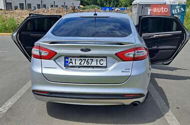 Седан Ford Fusion 2013 в 