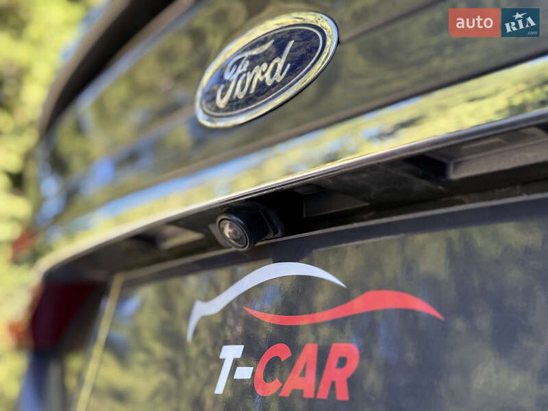 Седан Ford Fusion 2018 в Тернополі