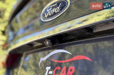 Седан Ford Fusion 2018 в 