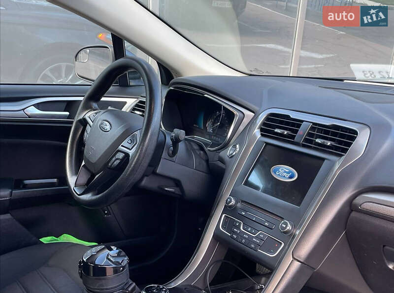 Седан Ford Fusion 2017 в Києві
