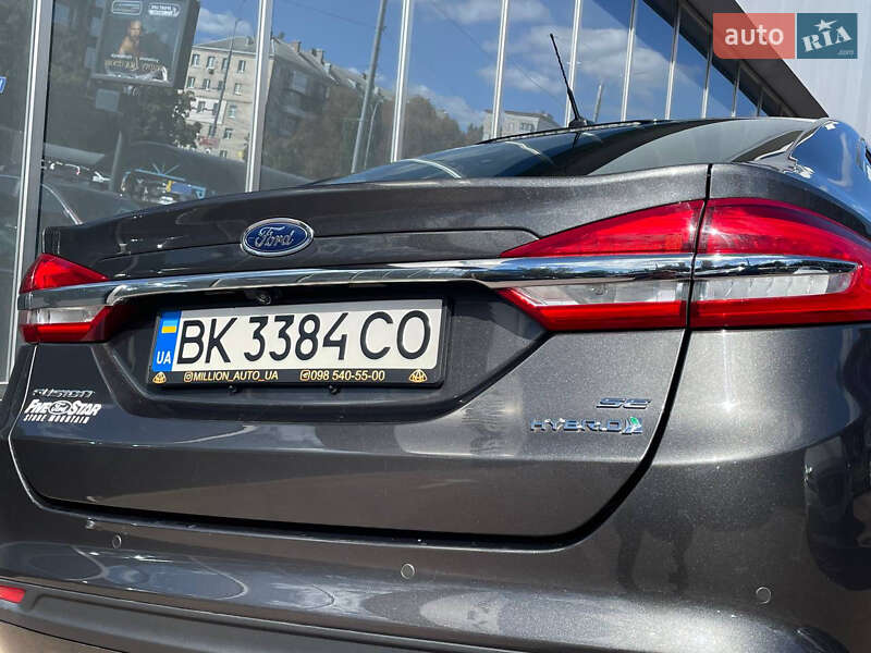 Седан Ford Fusion 2017 в Києві