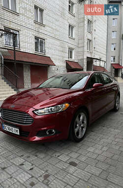 Седан Ford Fusion 2015 в 