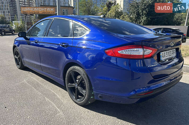 Седан Ford Fusion 2015 в Киеве