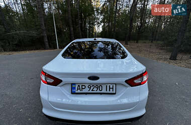 Седан Ford Fusion 2014 в 