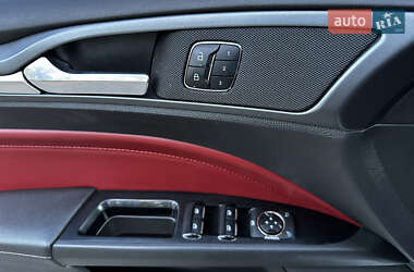 Седан Ford Fusion 2014 в 