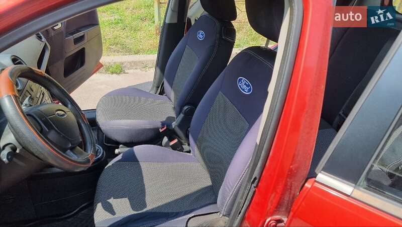 Хэтчбек Ford Fusion 2007 в Киеве