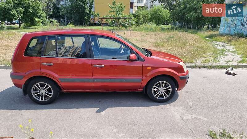 Хетчбек Ford Fusion 2007 в 