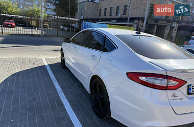 Седан Ford Fusion 2015 в Александрие