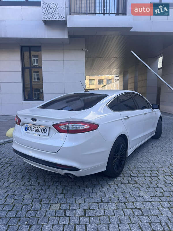 Седан Ford Fusion 2014 в Киеве