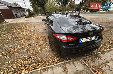 Седан Ford Fusion 2015 в 