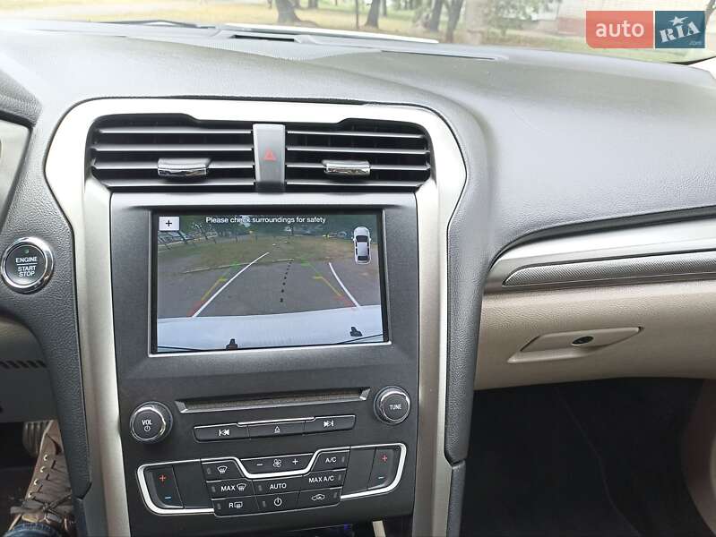 Седан Ford Fusion 2016 в Черкасах