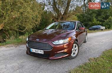 Седан Ford Fusion 2015 в 