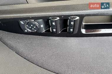 Седан Ford Fusion 2013 в 