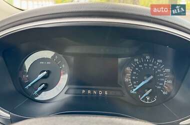 Седан Ford Fusion 2013 в 