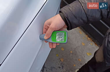 Седан Ford Fusion 2017 в 