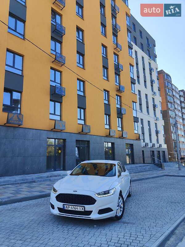 Седан Ford Fusion 2015 в Запоріжжі