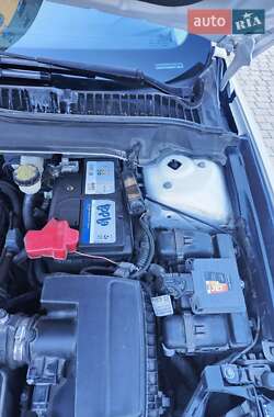 Седан Ford Fusion 2015 в 