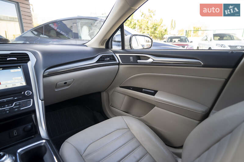 Седан Ford Fusion 2016 в Києві