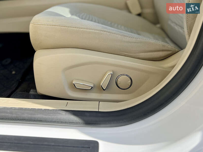 Седан Ford Fusion 2015 в Києві