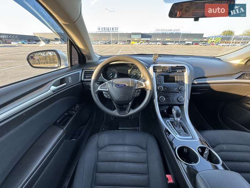Седан Ford Fusion 2013 в Днепре