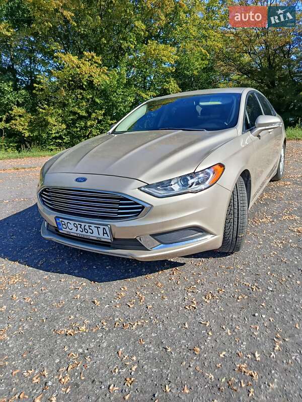 Седан Ford Fusion 2016 в Дрогобичі